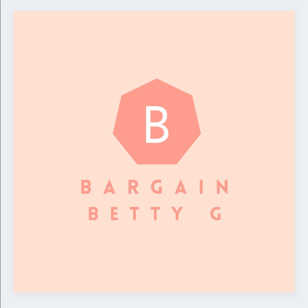 Meet your Posher, Bethany emily